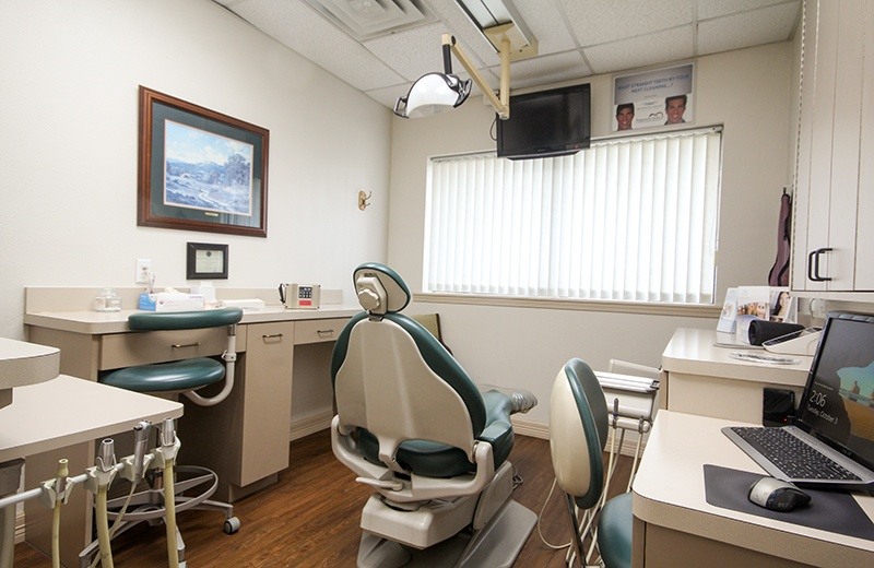 Comfortable dental exam chair